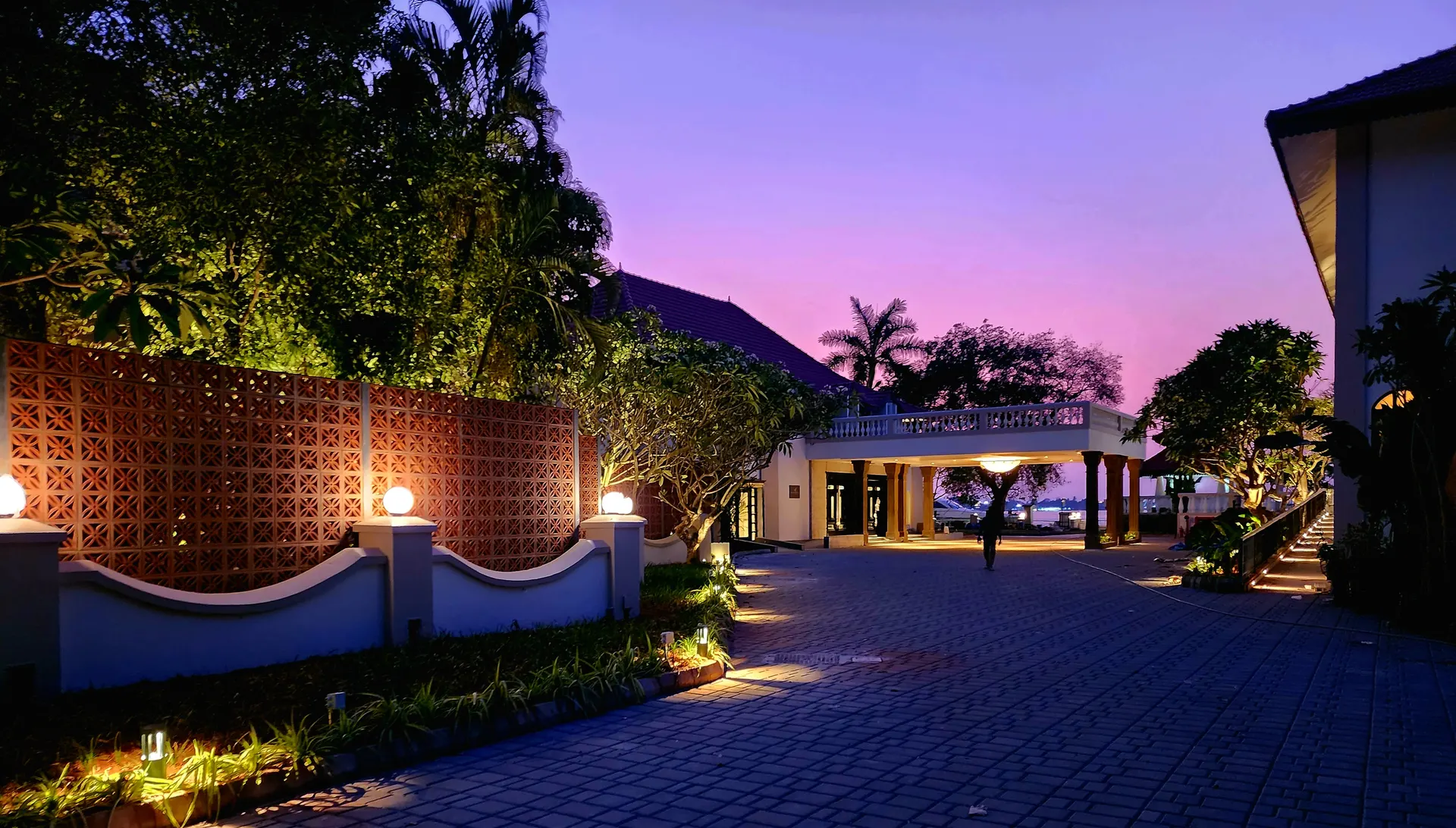 Taj Malabar Resort & Spa, Cochin — photograph 3